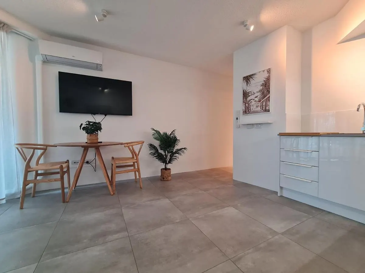 Beach Club Delight Mooloolaba