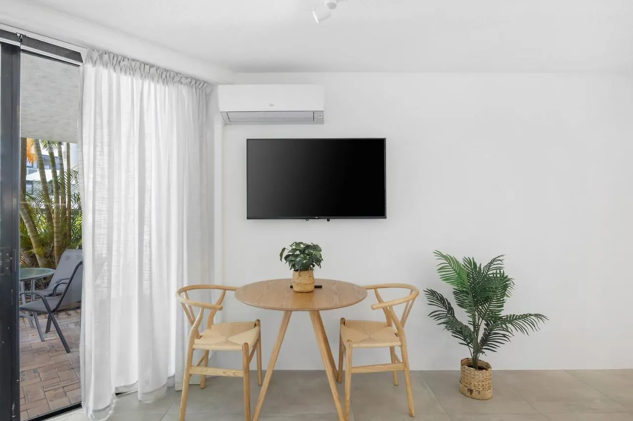 Beach Club Delight Mooloolaba Apartment
